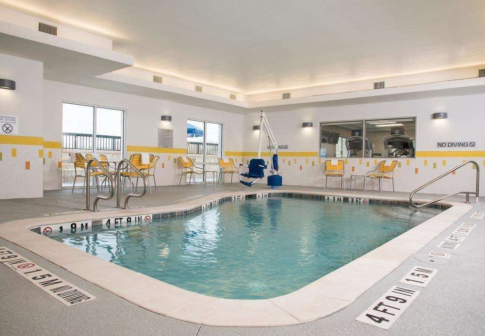 Hotel Fairfield Inn & Suites Fredericksburg photo 3