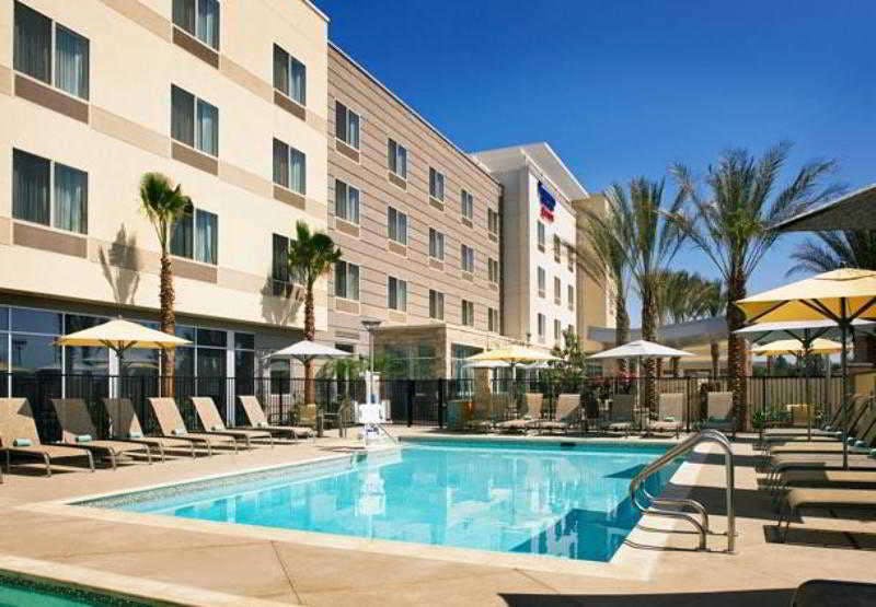 Hotel Fairfield Inn & Suites Tustin Orange County photo 2