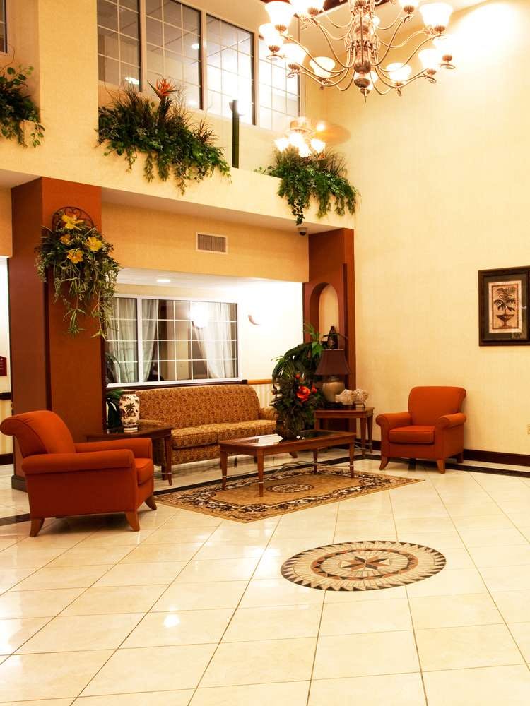 Hotel Holiday Inn Express Hotel & Suites Spring Hill photo 5