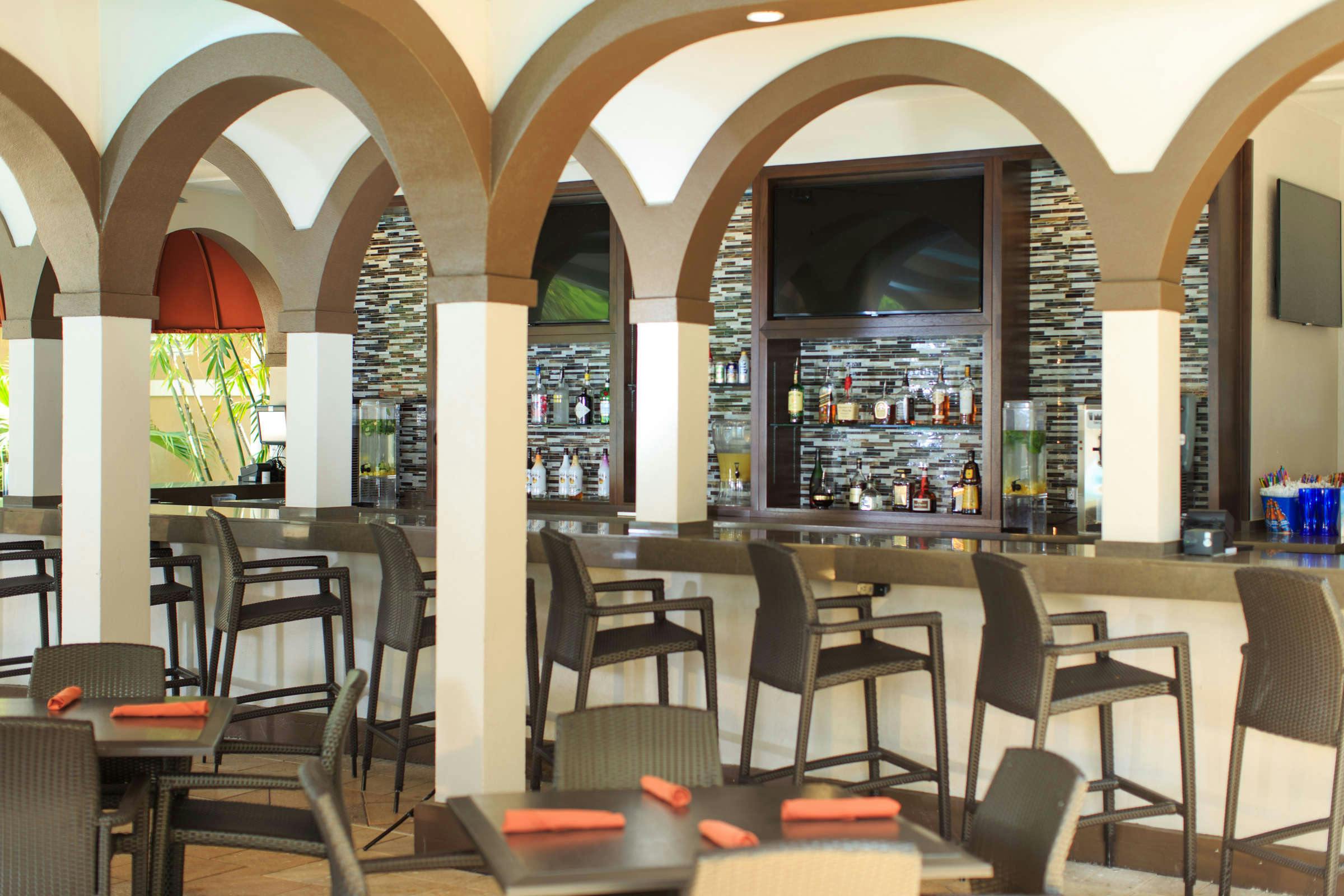 Hotel Renaissance Orlando at Seaworld photo 2