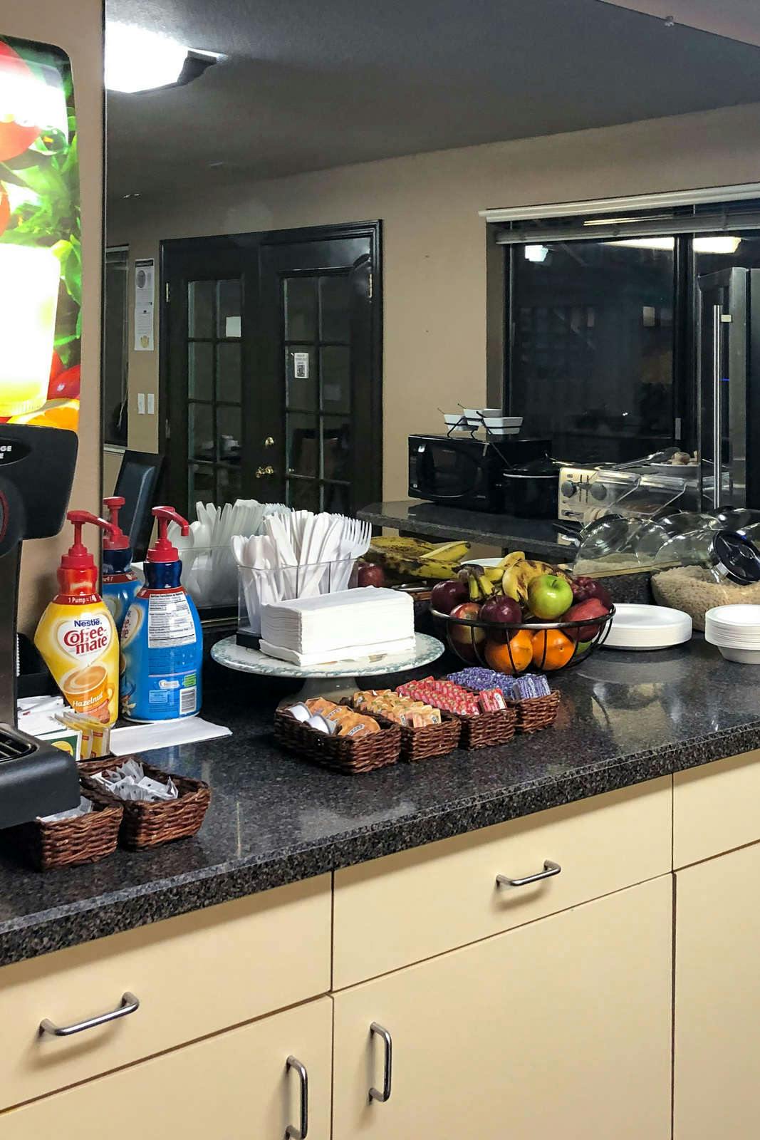 Hotel PepperTree Inn photo 4