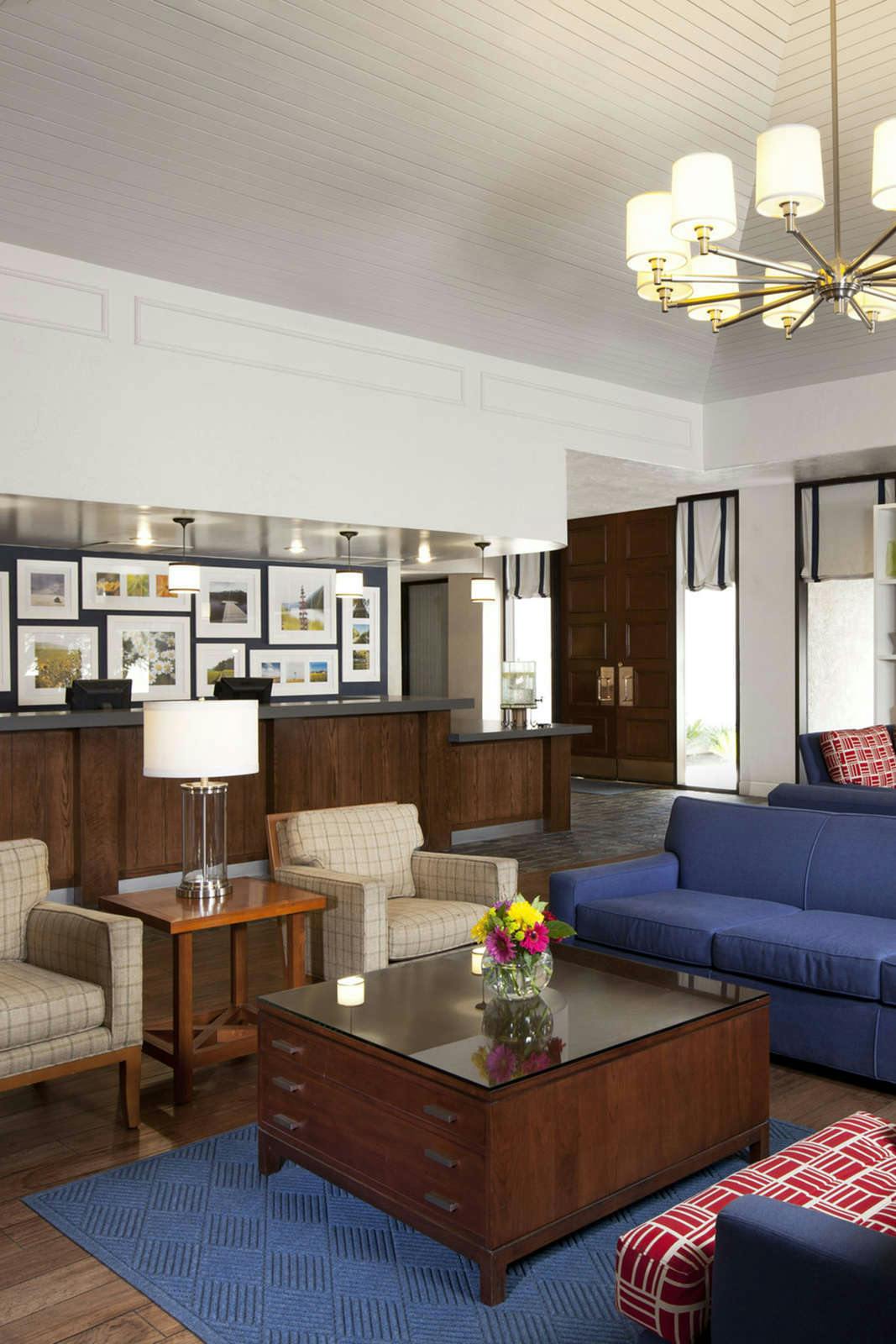 Hotel Four Points by Sheraton Bakersfield photo 3