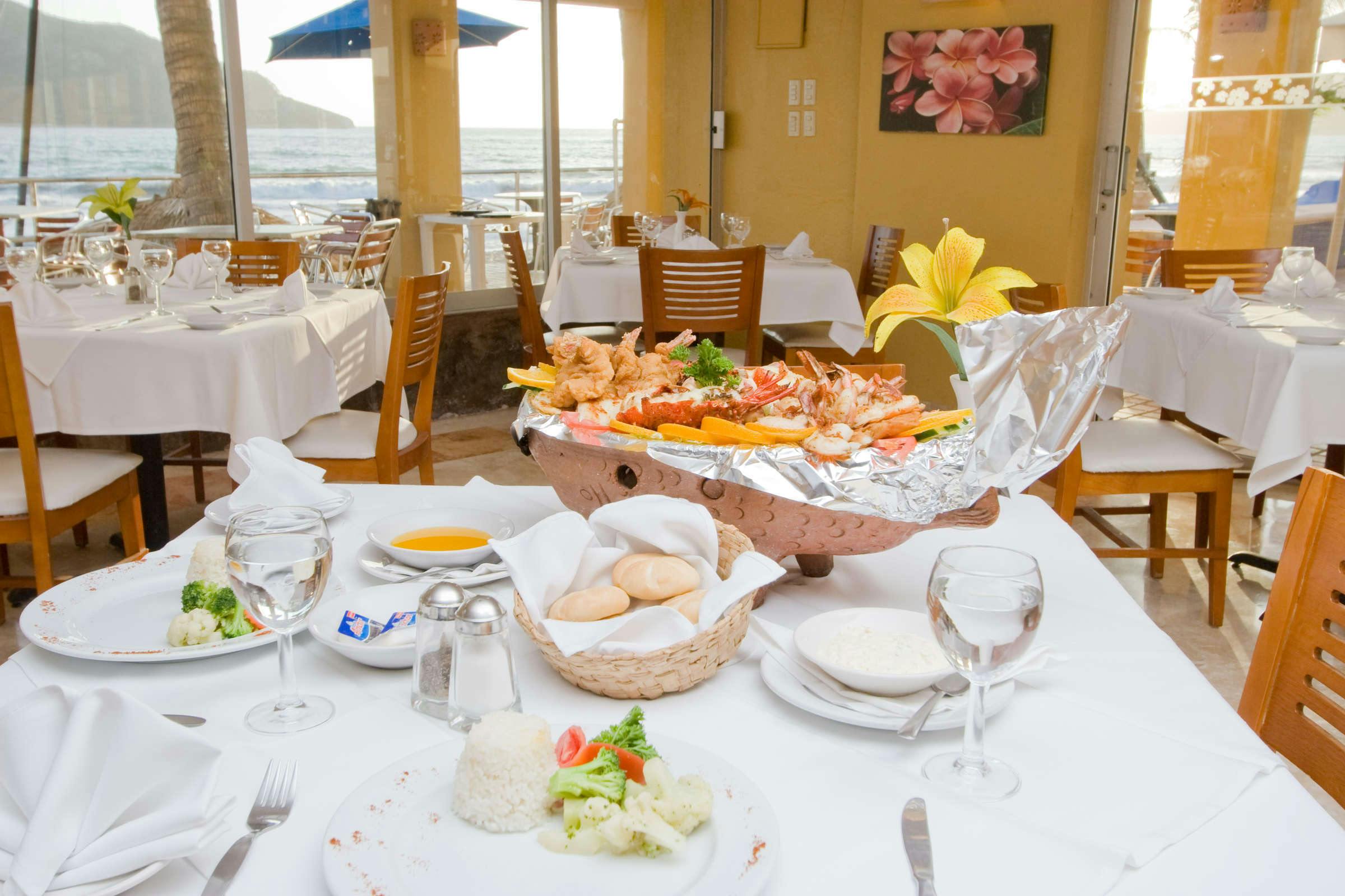 Hotel SUITES LAS FLORES BEACH MAZATLAN photo 1