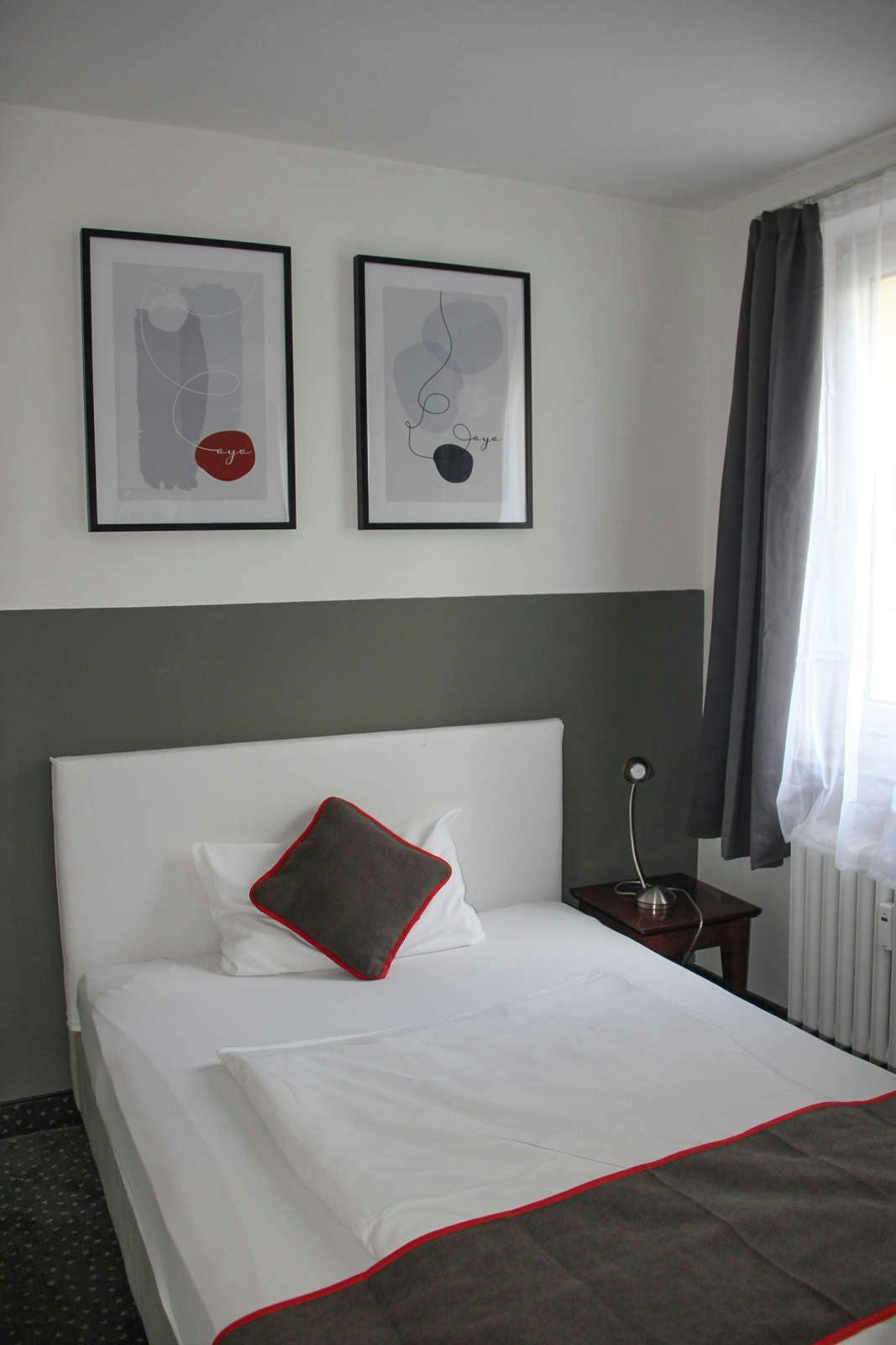 Hotel OYO Enger Hof photo 3