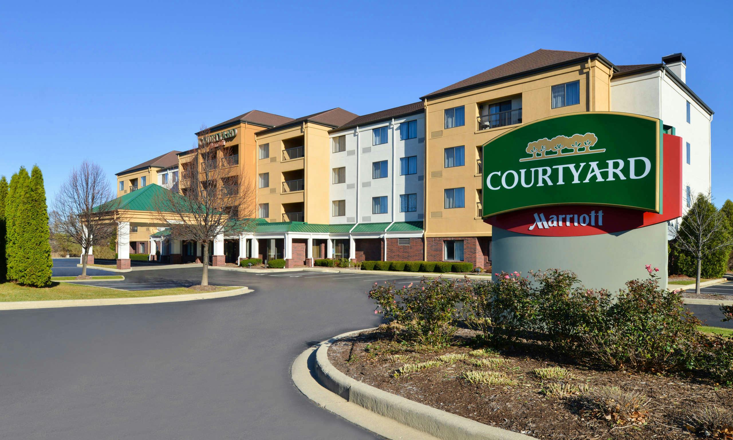 Courtyard by Marriott Milwaukee Brown Deer