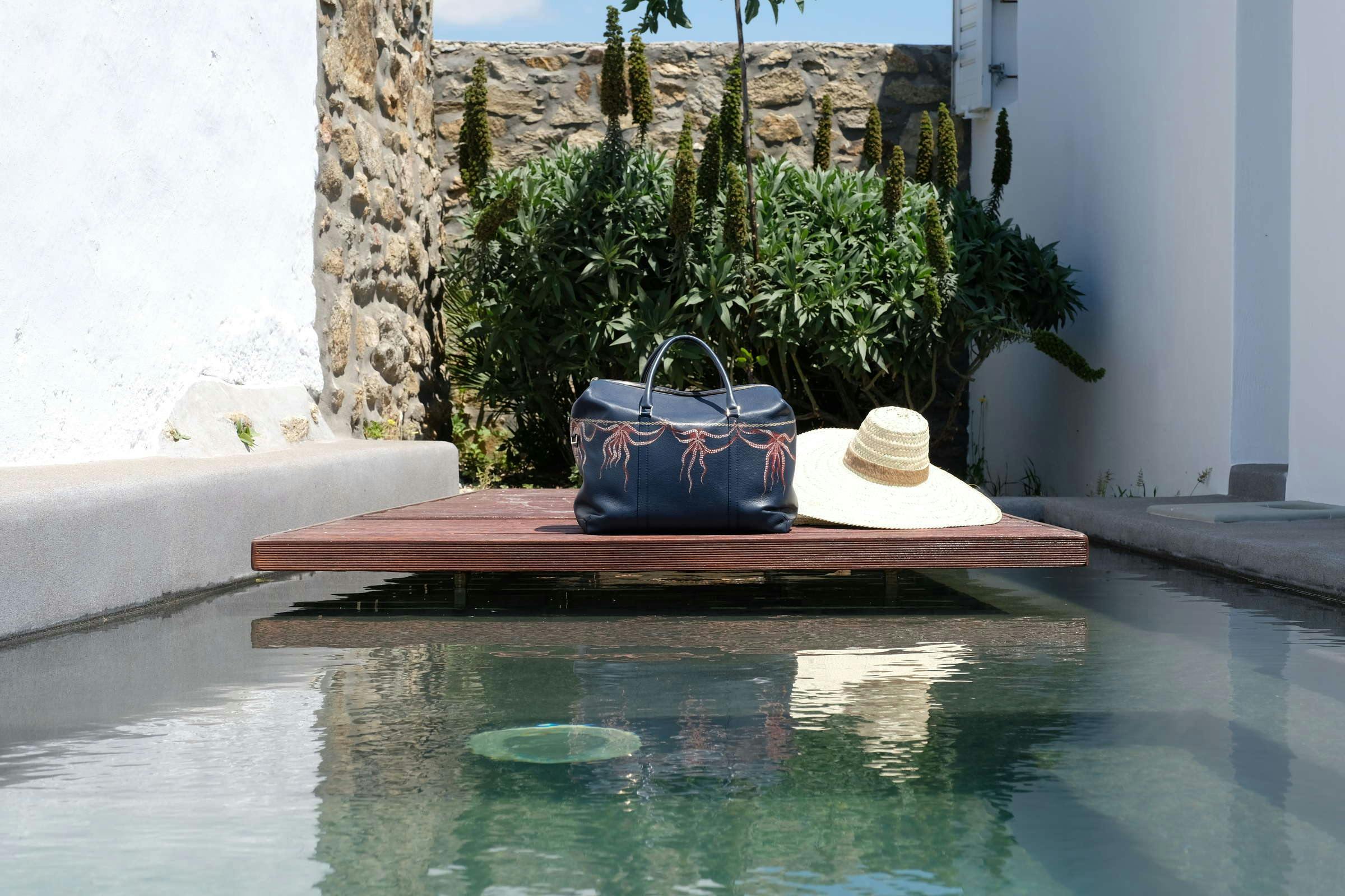 Ostraco Suites