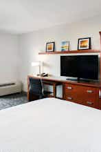 Hotel Courtyard by Marriott Myrtle Beach Barefoot Landing photo 2