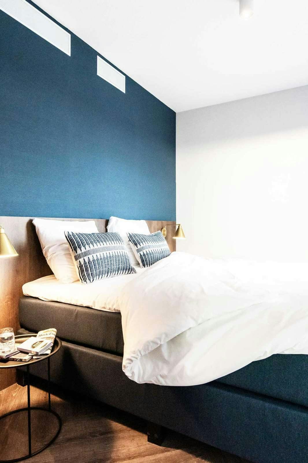 Hotel YAYS Amsterdam Docklands photo 2