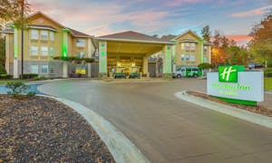 Holiday Inn Hotel & Suites Peachtree City