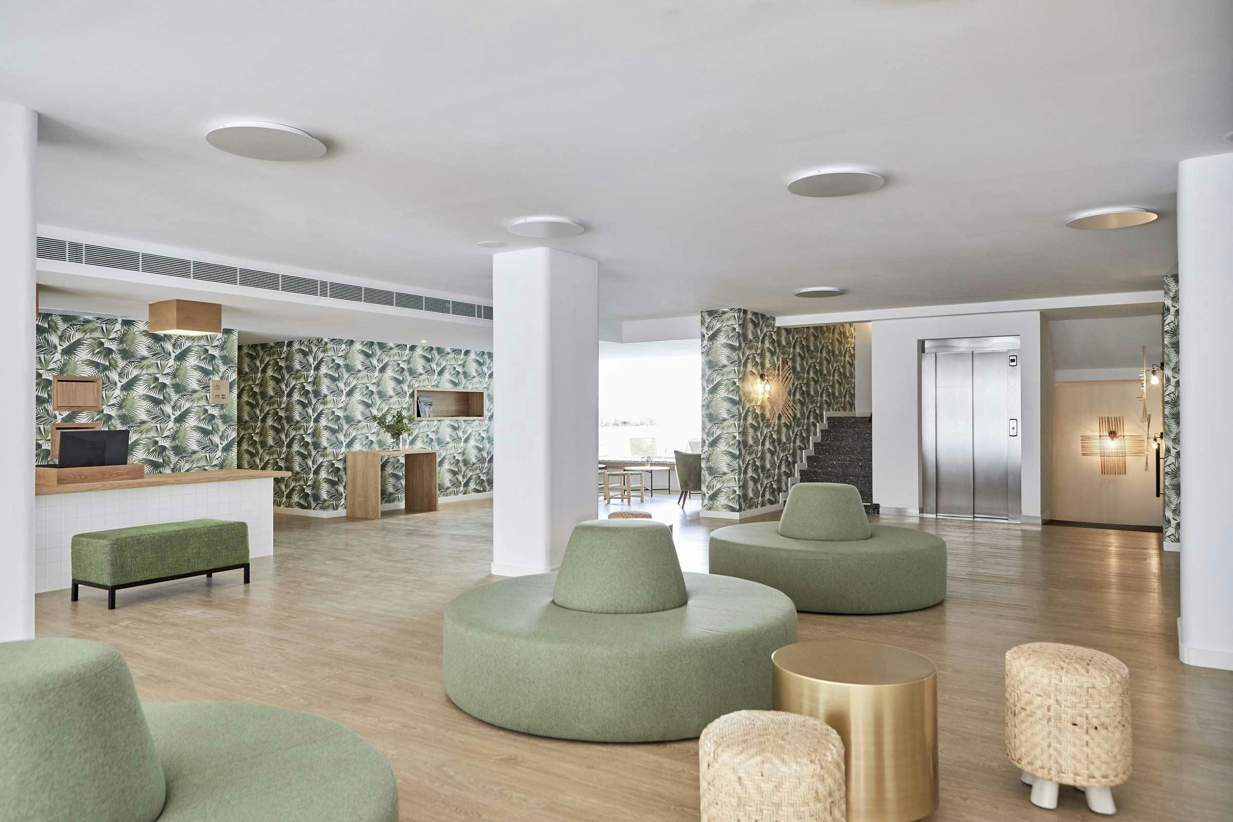 Hotel Hm Dunas Blancas Palma De Mallorca Hoteltonight