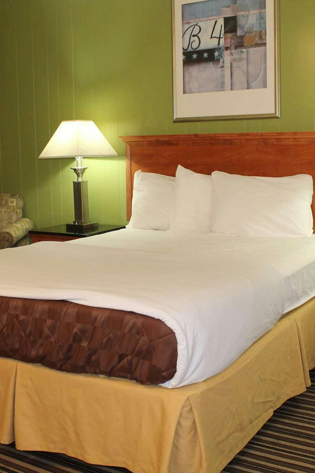 Hotel Americas Best Value Inn Boardman photo 2