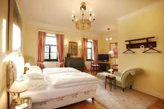 Hotel Schlossberghotel - Das Kunsthotel photo 2