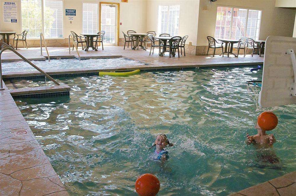 Hotel Newport Resort photo 3