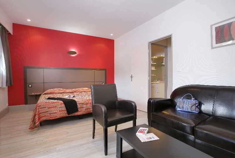 Hotel Hotel The Originals Brive-la-Gaillarde Ouest Le Moulin Rouge (ex Inter photo 4