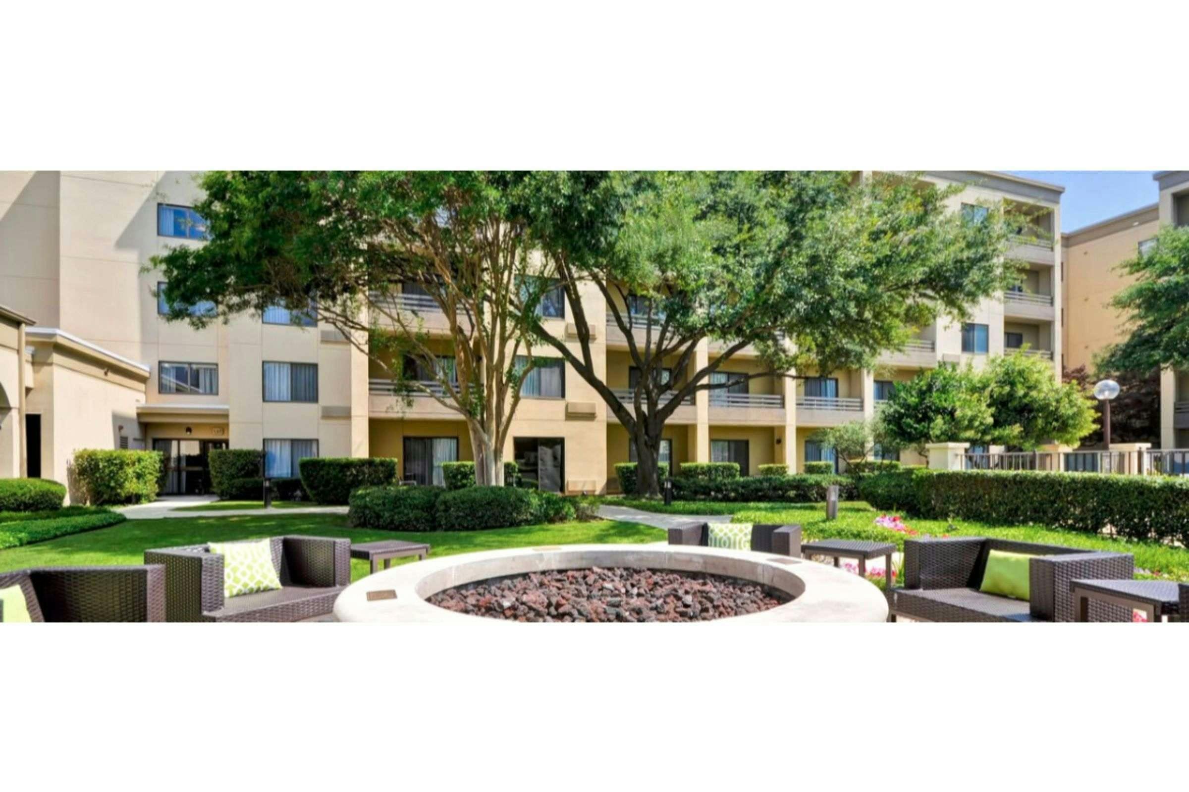 Courtyard by Marriott Dallas Medical/Market Center