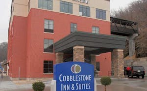 Cobblestone Inn & Suites - Marquette/Prairie du Chien