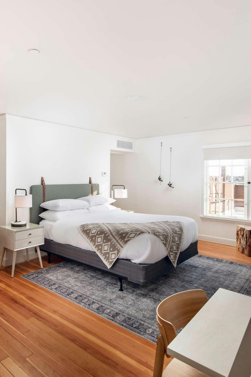 Hotel SCP Redmond Hotel photo 2