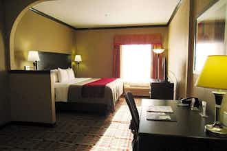 Hotel Quality Inn & Suites Lubbock South photo 3