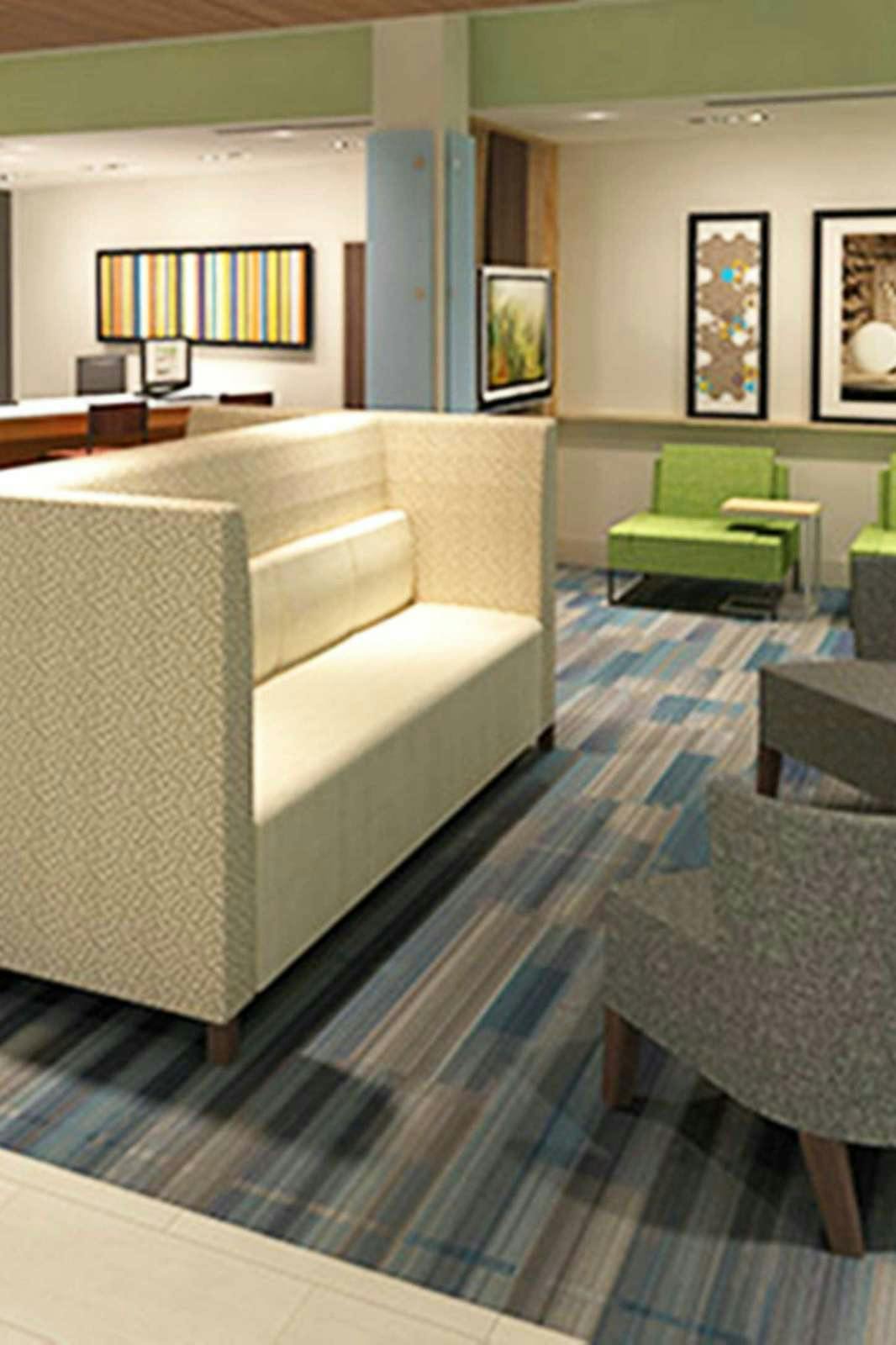 Hotel Holiday Inn Express & Suites Murrieta Temecula photo 3