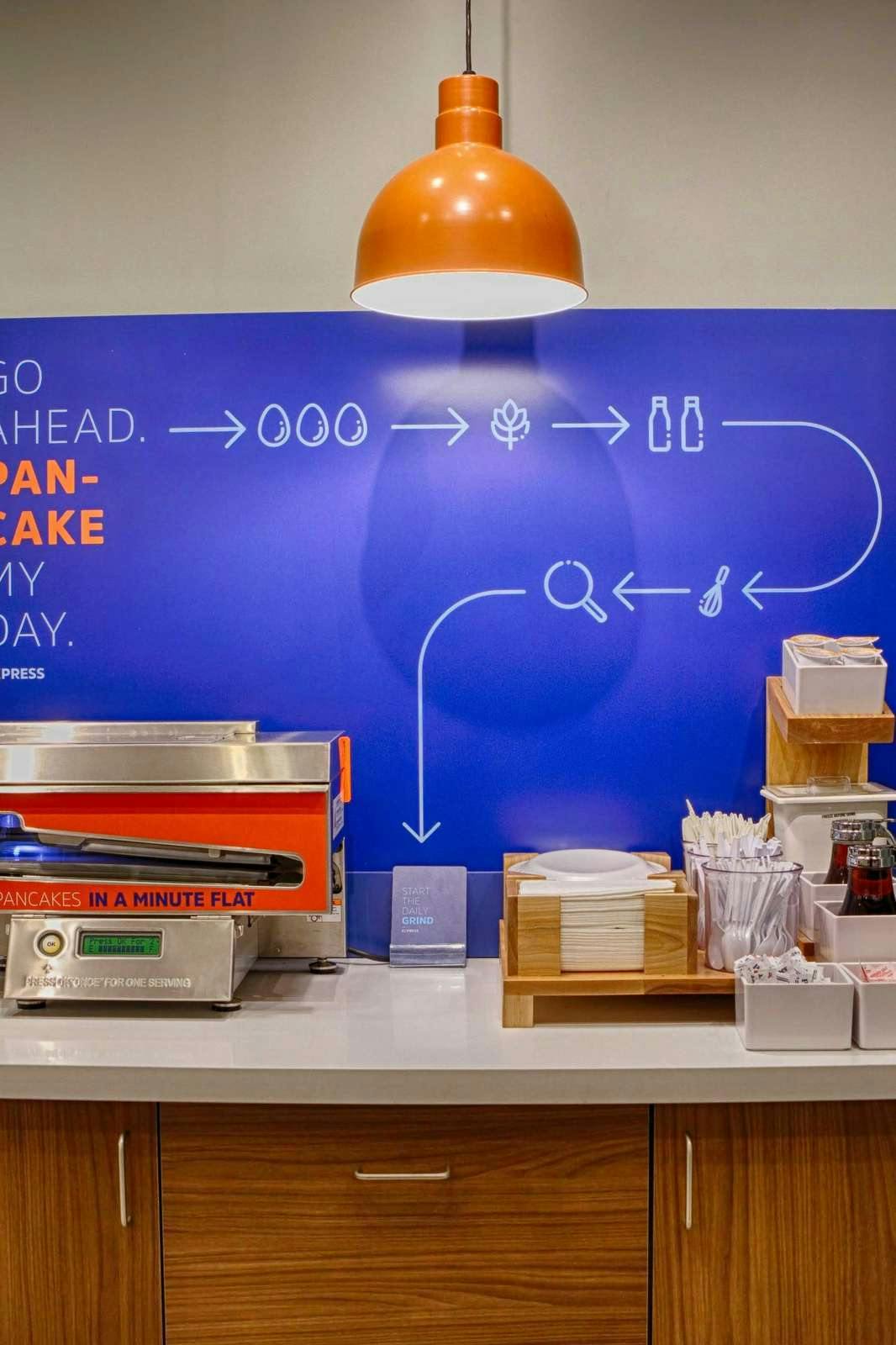 Hotel Holiday Inn Express & Suites Albuquerque East photo 4