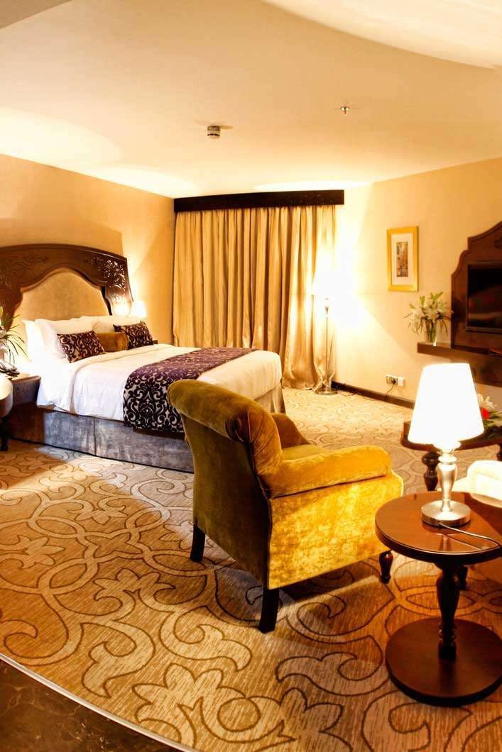 Hotel Crowne Plaza Riyadh Al Waha photo 4