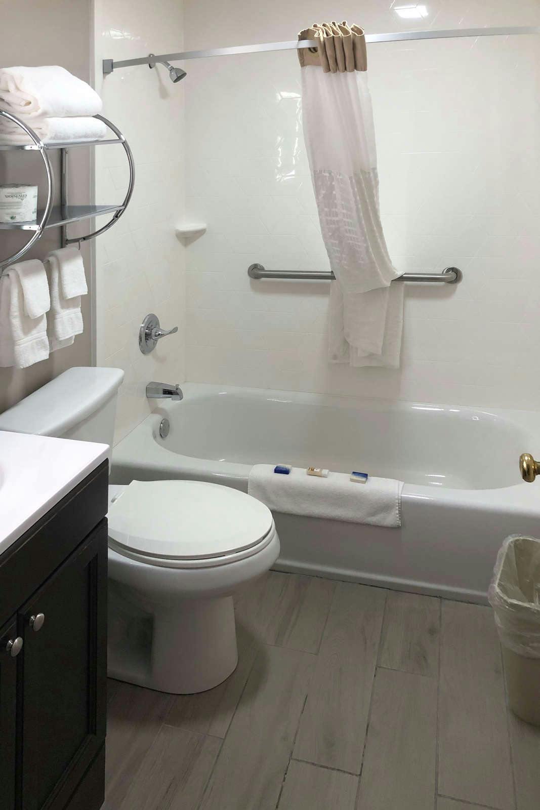 Hotel DuPont Suites photo 4