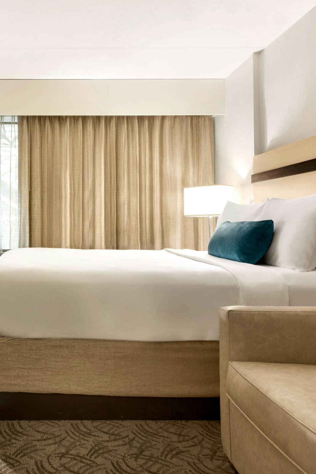 Hotel Holiday Inn Bloomington - Normal photo 2