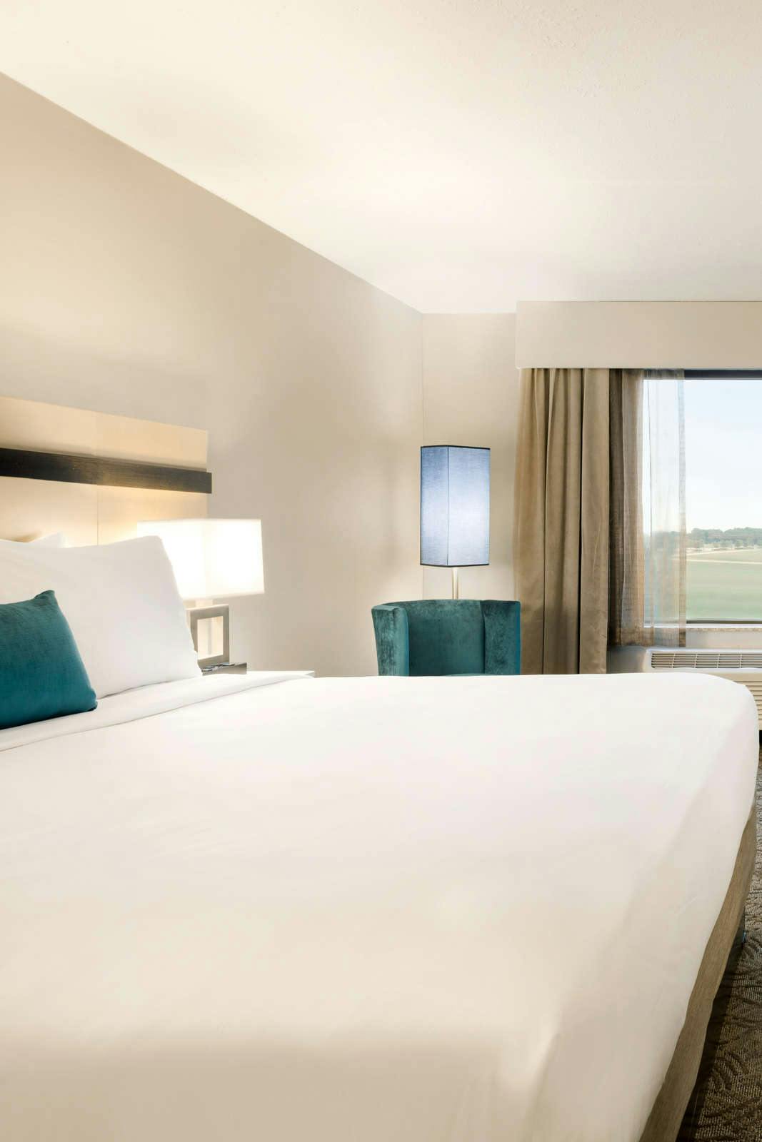 Hotel Holiday Inn Bloomington - Normal photo 3