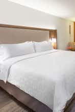 Hotel Holiday Inn Express & Suites Phoenix Happy Valley photo 2