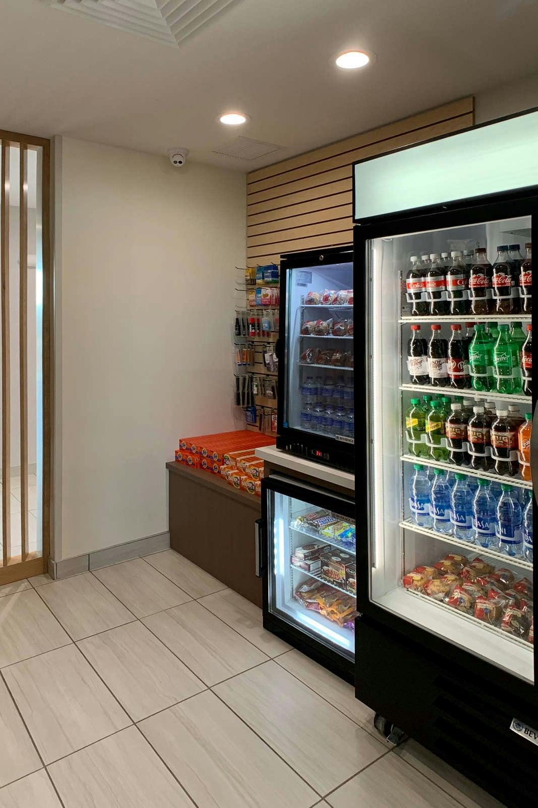 Hotel Holiday Inn Express & Suites Phoenix Happy Valley photo 5