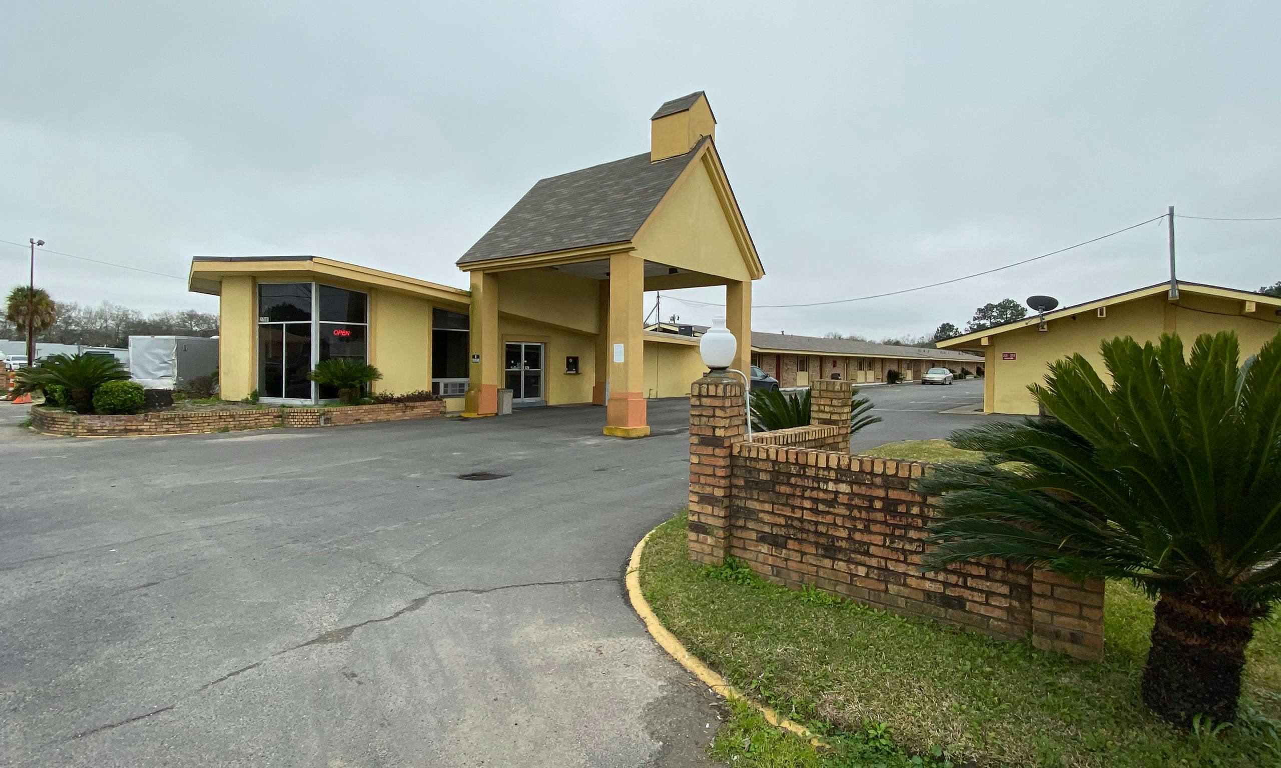 Last Minute Hotel Deals In Beaumont Hoteltonight