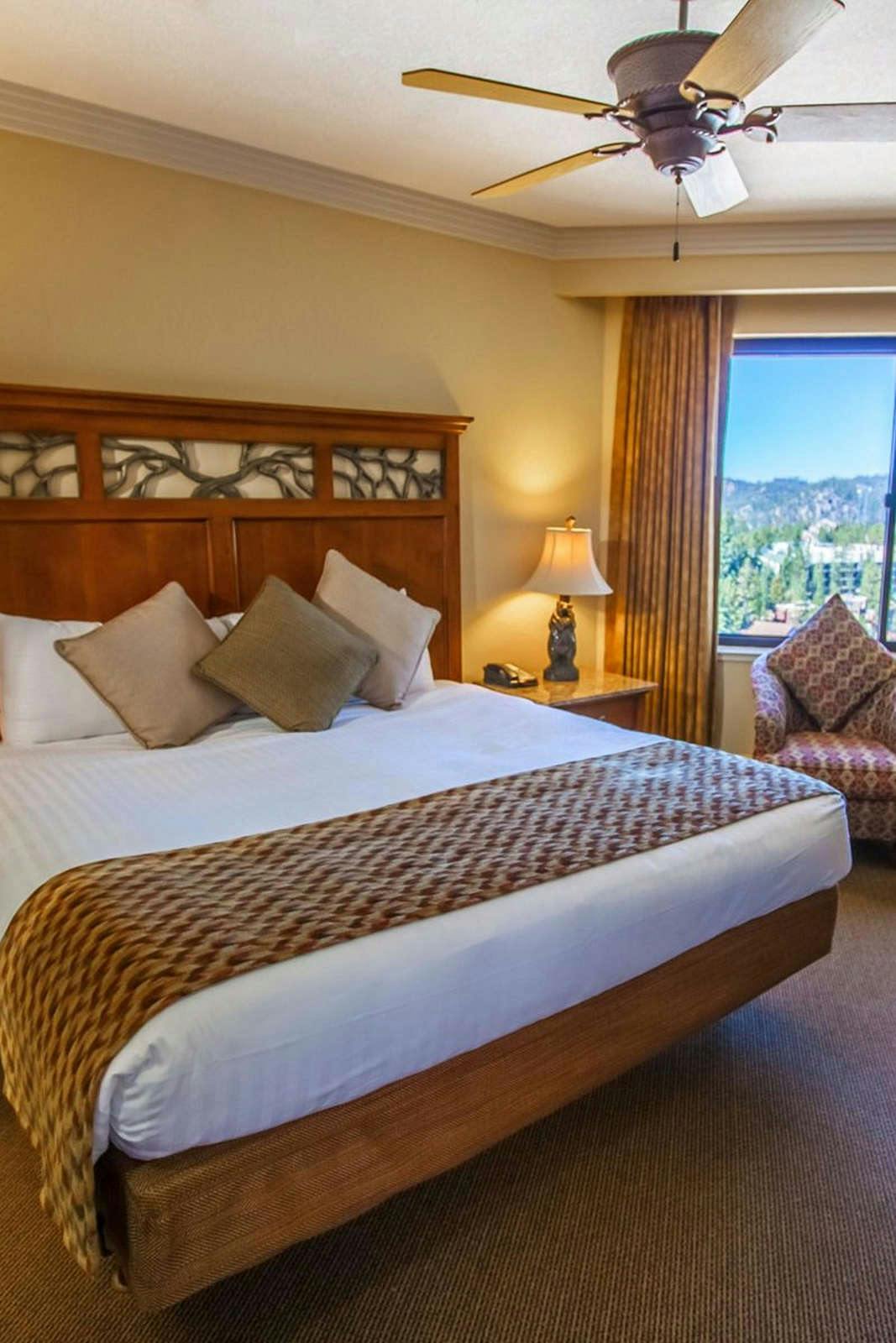 Hotel Holiday Inn Club Vacations Tahoe Ridge Resort photo 1