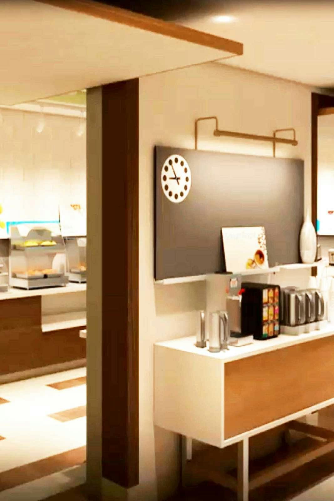 Hotel Holiday Inn Express & Suites Ann Arbor University South photo 4