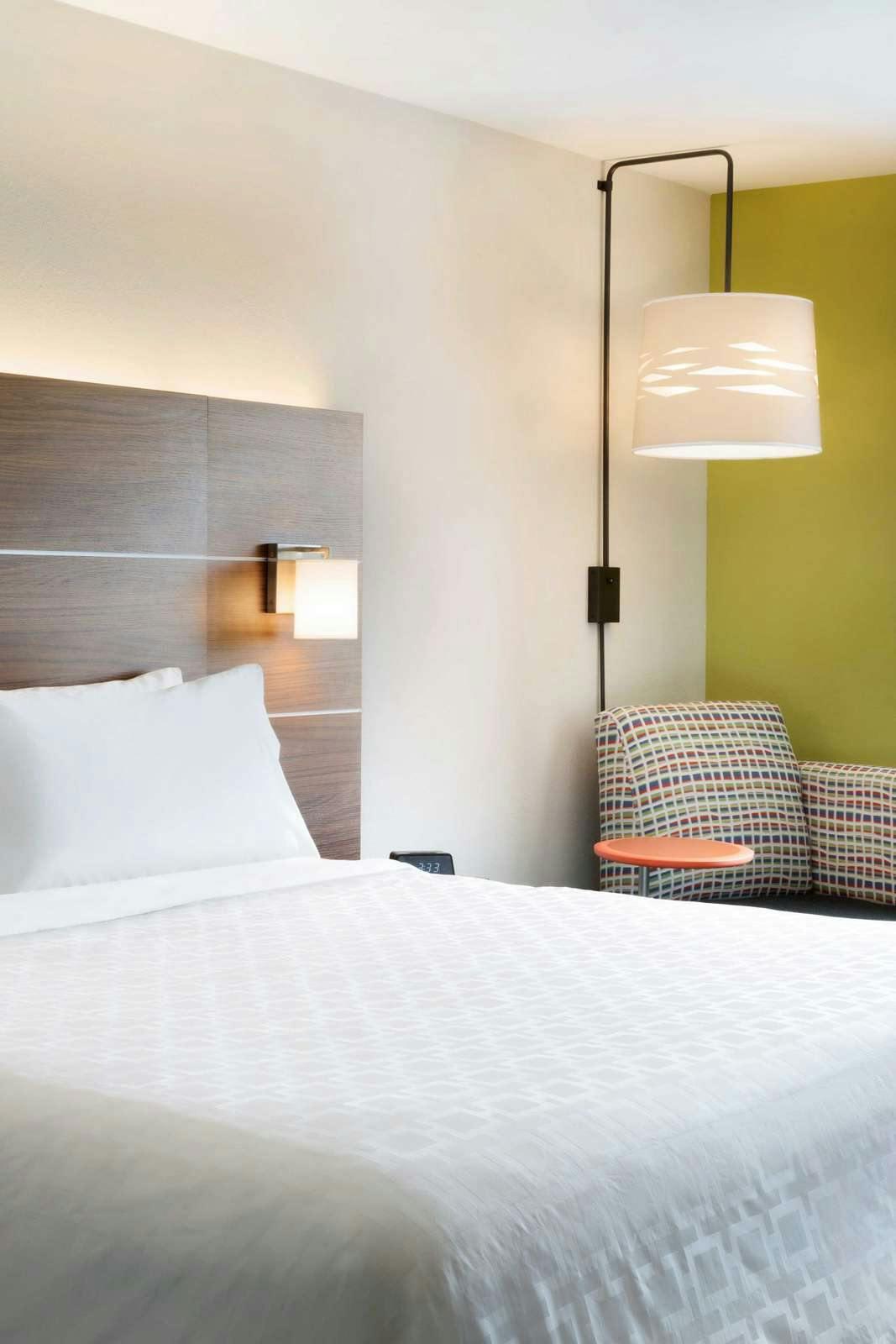 Hotel Holiday Inn Express & Suites Jersey City Holland Tunnel photo 1