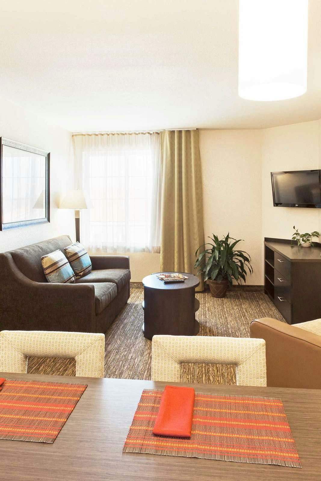 Hotel Candlewood Suites Louisville Ne Downtown Area photo 2