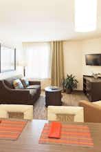 Hotel Candlewood Suites Louisville Ne Downtown Area photo 2