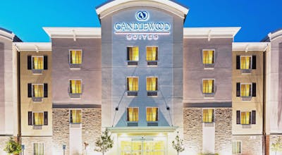 Candlewood Suites Louisville Ne Downtown Area