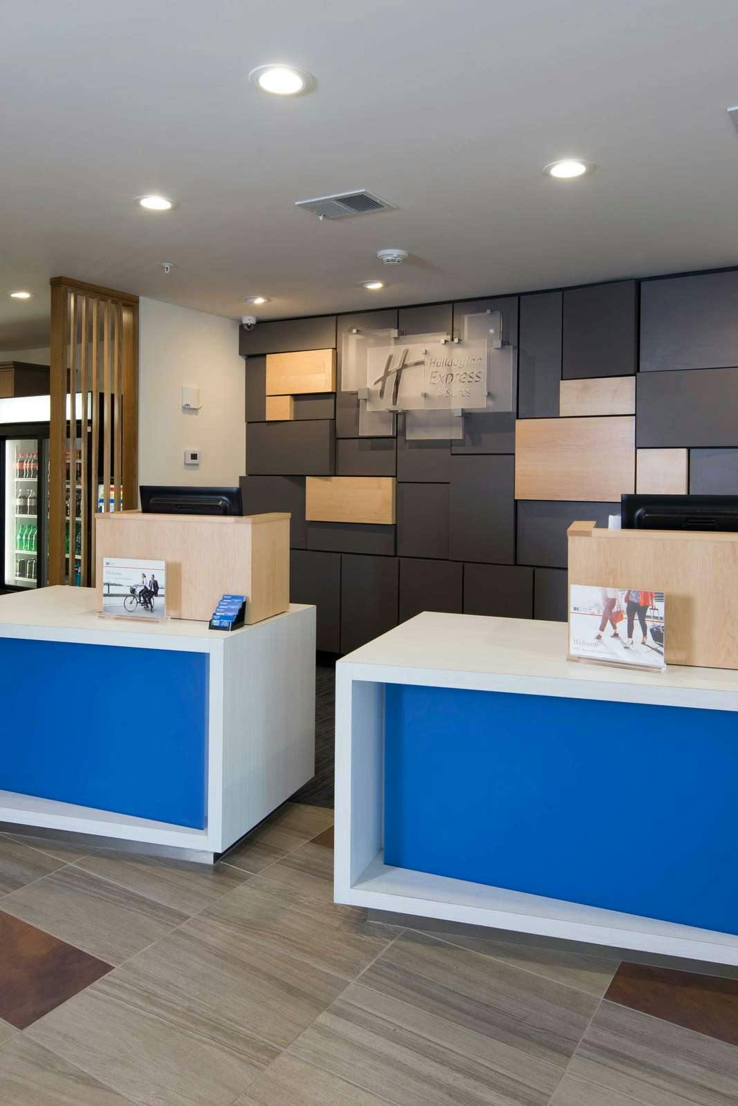 Hotel Holiday Inn Express & Suites Michigan City photo 3