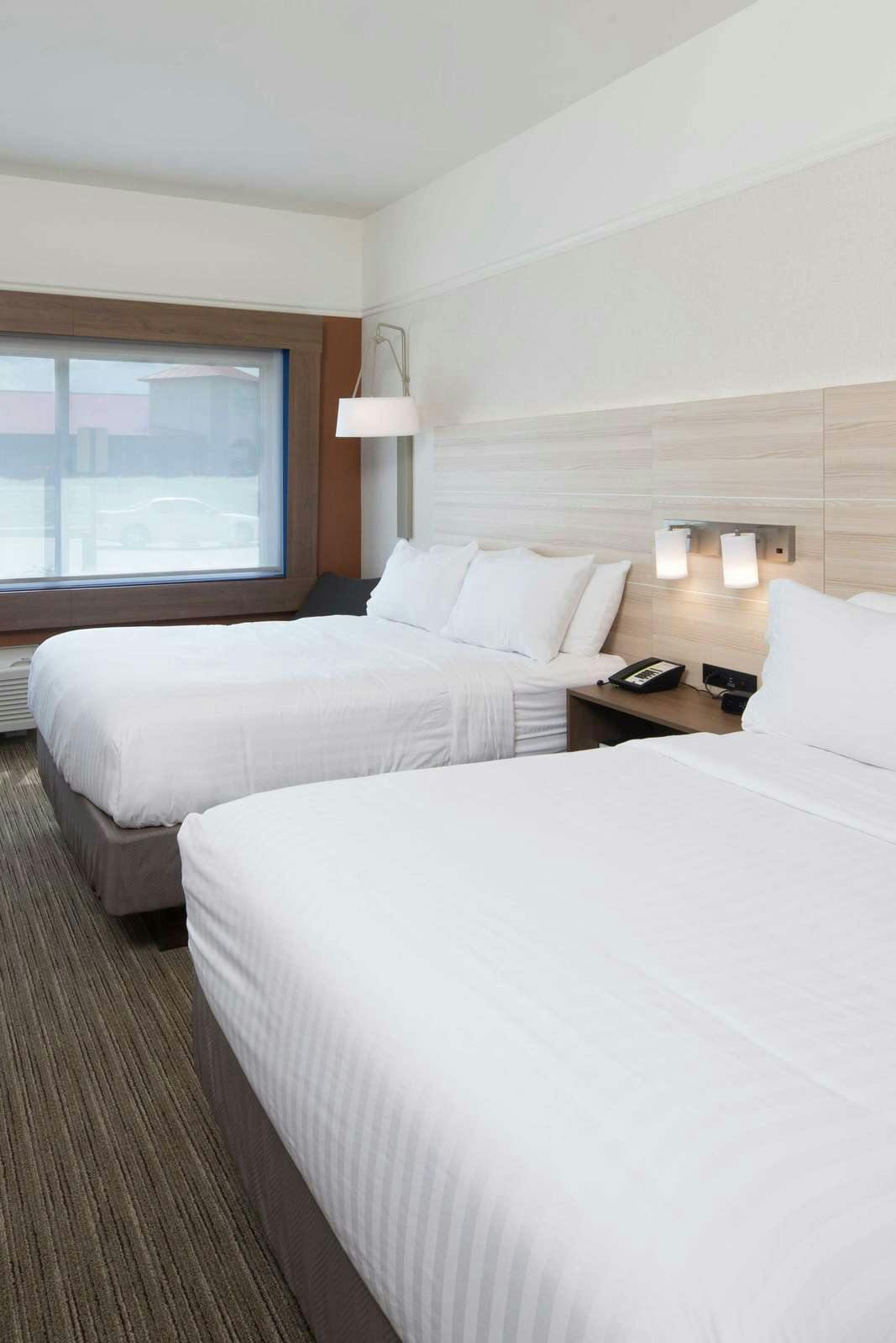 Hotel Holiday Inn Express & Suites Michigan City photo 2