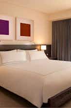 Hotel Conrad New York Downtown photo 2