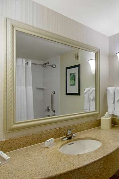 Hilton Garden Inn Kansas City Kansas Kansas City Hoteltonight