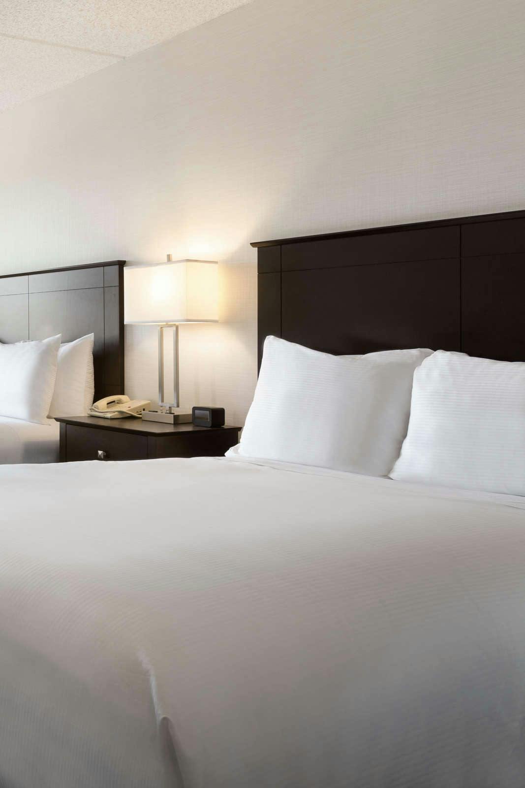 DoubleTree by Hilton Hotel Hartford - Bradley Airport