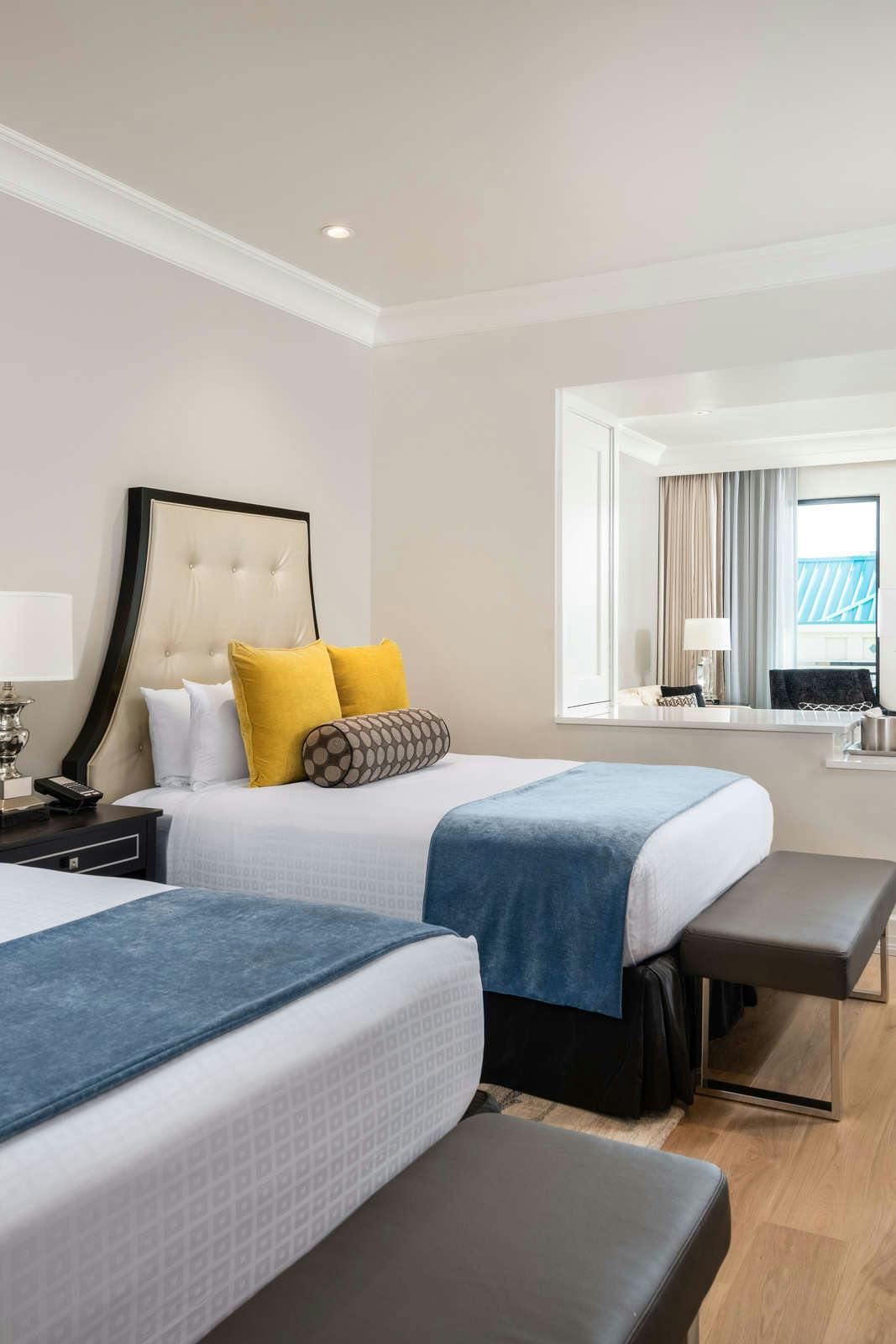 Hotel Inn on Fifth - Club Level Suites photo 3