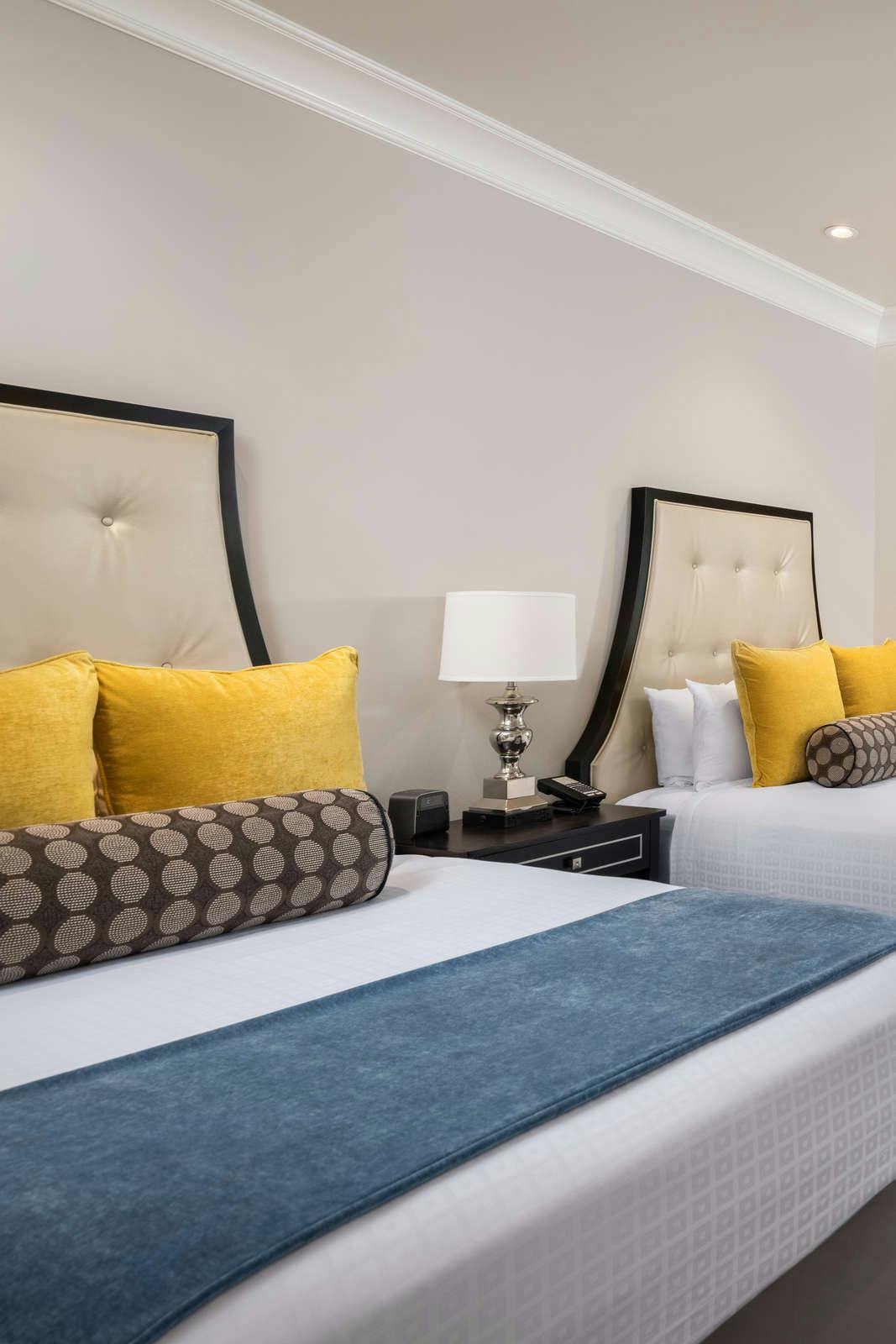 Hotel Inn on Fifth - Club Level Suites photo 2