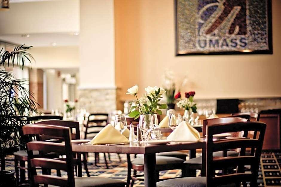 Hotel UMass Lowell Inn and Conference Center photo 5