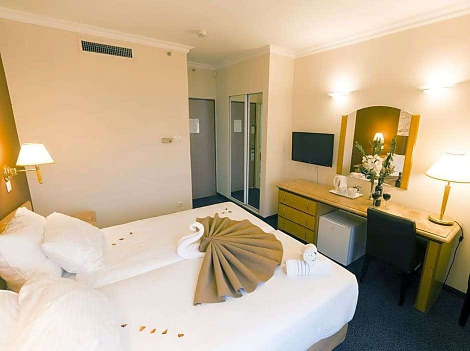 Hotel Jerusalem Gardens Hotel and Spa photo 2