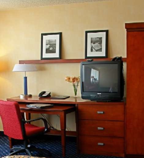 Hotel Courtyard Denver Cherry Creek photo 2