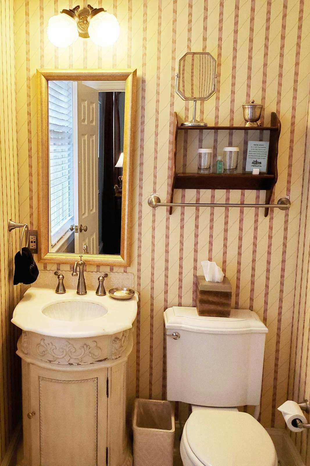 Hotel The Morehead Inn photo 4