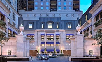 Waldorf Astoria Chicago