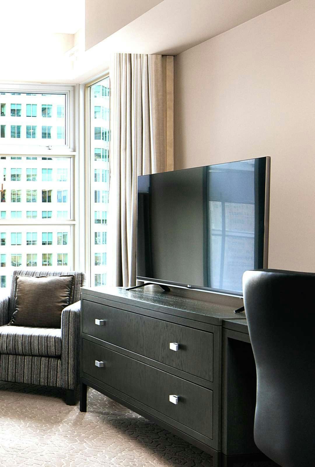 Hotel One King West Hotel & Residence photo 4